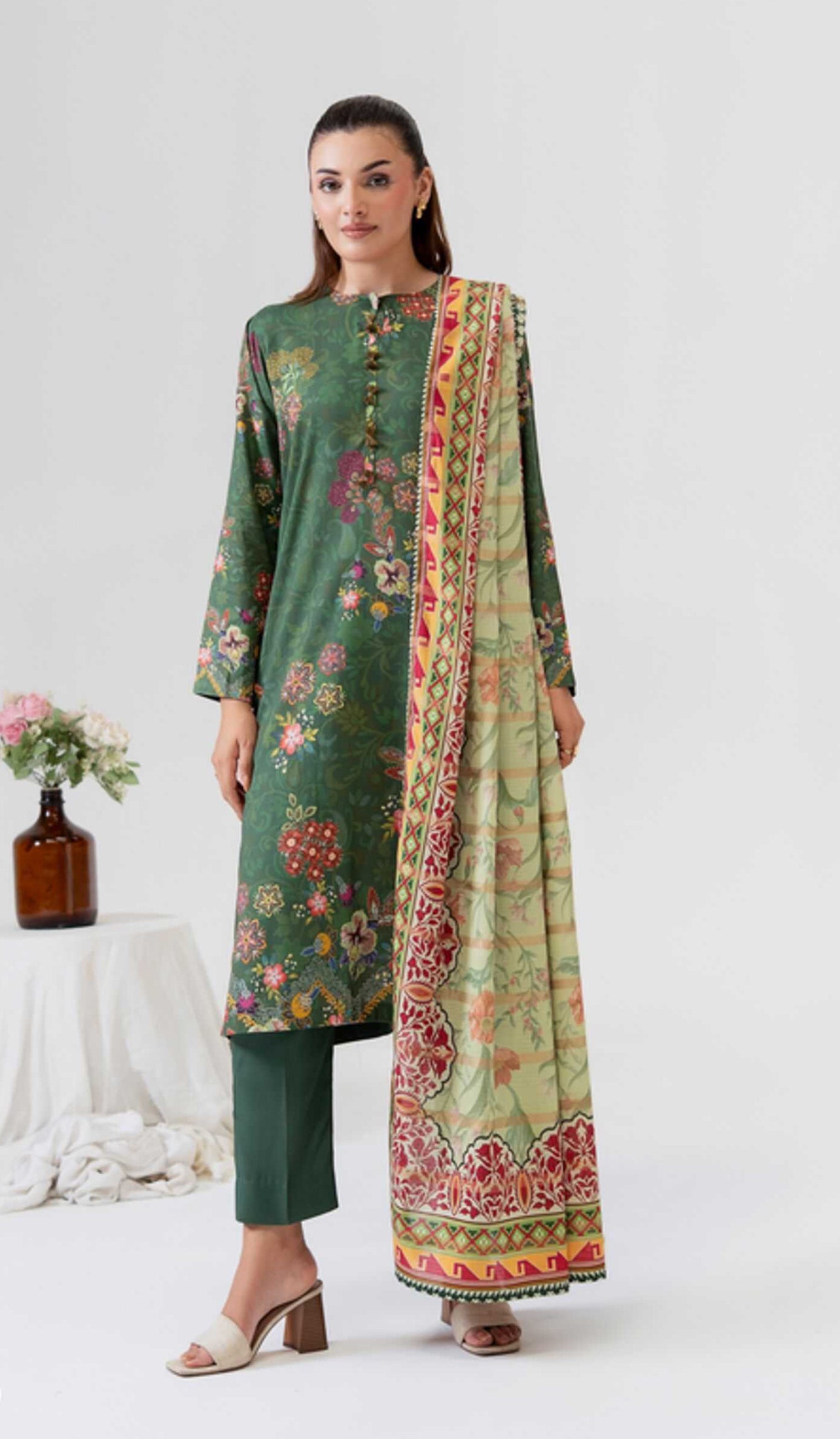 Linen Unstich 3 Piece Suit