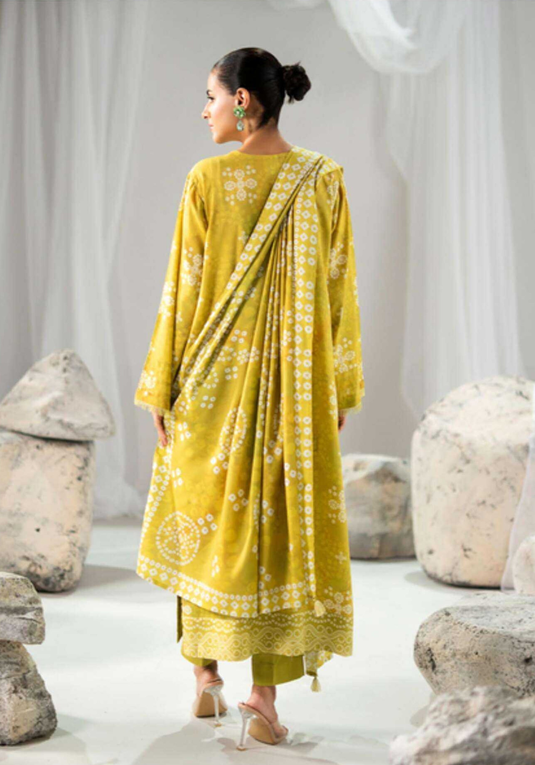 Linen Unstich 3 Piece Suit